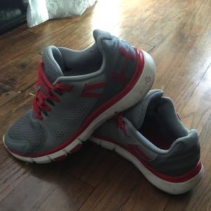 Women’s under armour shoes